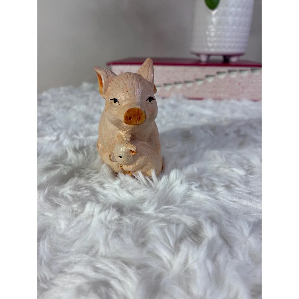 Vintage Miniature Pig and Piglet Figurine Farmhouse Decor Pink Animal Statue